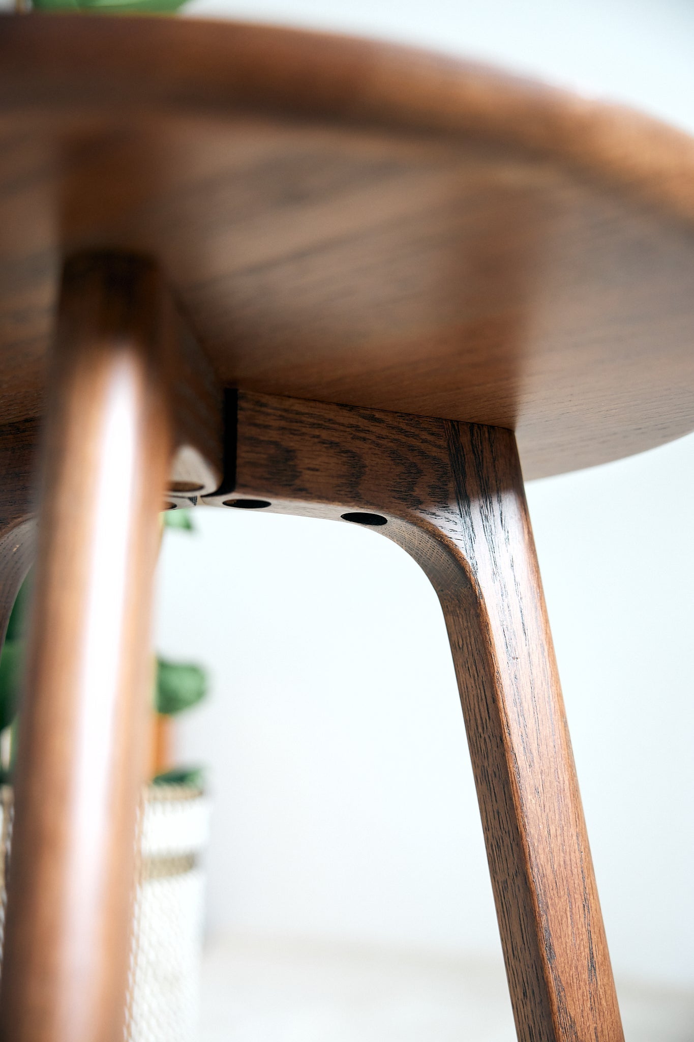 Side Table | Walnut - Raico Store